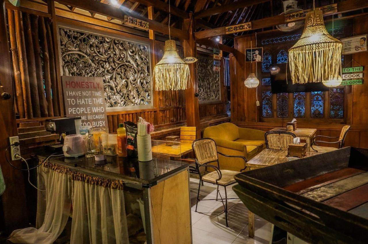 Wisma Pulau Merah Hotel Pasanggaran Bagian luar foto